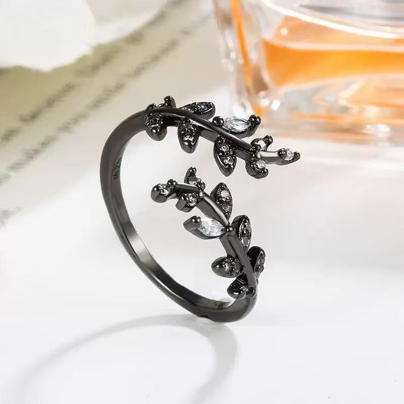 Clearance Sale Vintage Classic Finger Rings For Women Multiple-choice Unique Rings Fashion Jewelry Big Discount Wholesale