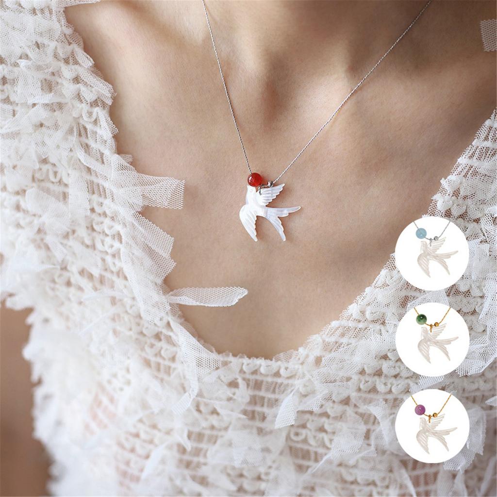 Elegant Swallow Bead Necklace New Chinese Style Clavicle Chain User Friendly Alloy Resin Jewelry for Women Daily Wear