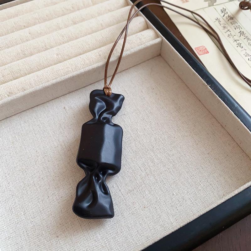 Forward Fashion Candy Themed Pendant Necklace Wax Cord For Daily Accessories Sweater Chain For Women Charming Bag Pendant