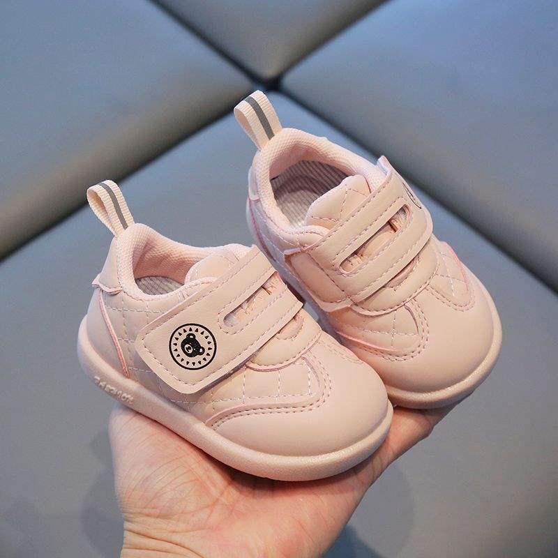 

Infant & Toddler Velvet-Lined Non-Slip Winter Shoes - Soft-Soled, Anti-Kick Casual Footwear for Boys & Girls 12.0cm Size 17