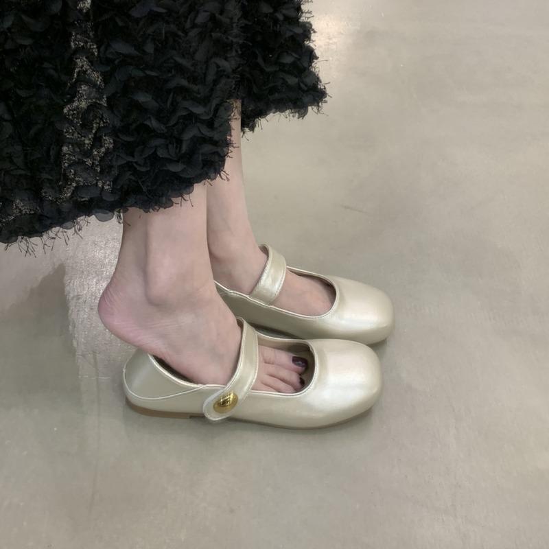 

Ballet style flats women s summer new silver one-button Mary Jane shoes with skirt single shoes 35 золотой