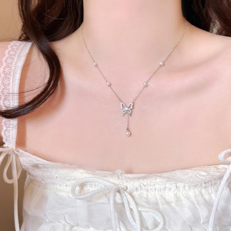 

Жемчужная подвеска-бабочка, простое и универсальное колье-цепочка на ключицу, модное колье в стиле легкой роскоши для женщин