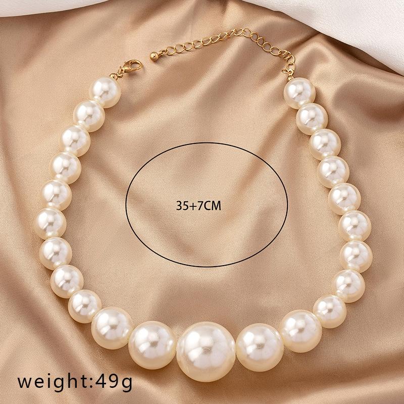French Retro Court Style Pearl Necklace Female Korean Version Temperament Elegant Fashion Commuter New Year's Collarbone Chain