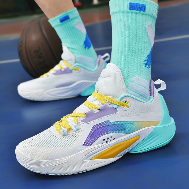 

Practical wear-resistant basketball shoes Summer breathable basketball shoes Youth sports shoes Student sports competition training shoes 44
