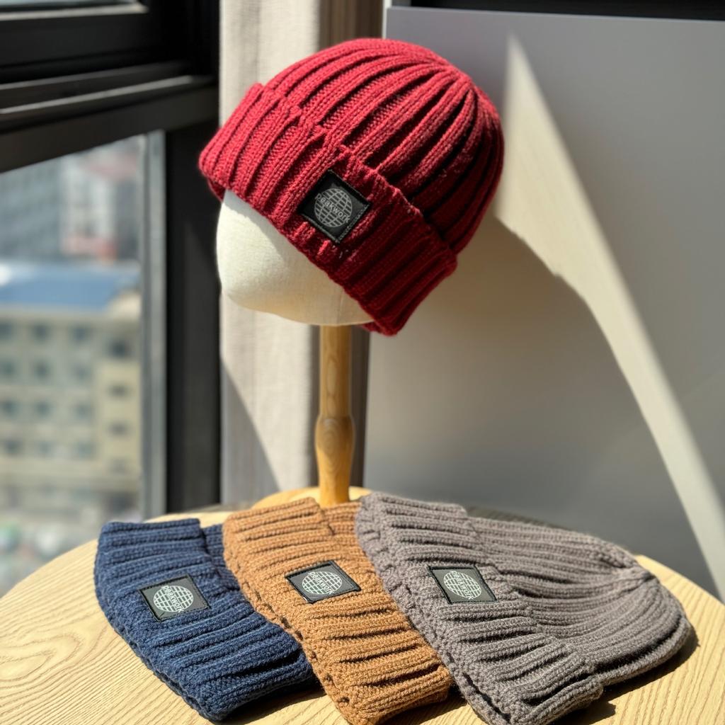 New Autumn and Winter Letter Embroidered Woolen Hat for Men Korean Version Versatile Warm Knitted Cold Hat Women's Trendy Brand Small Face