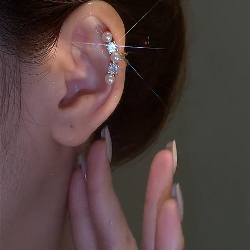 Imitation Pearl Earring For Women 2022 New Gold Colour Round Stud Earrings Christmas Gifts Irregular Design Unusual Earrings