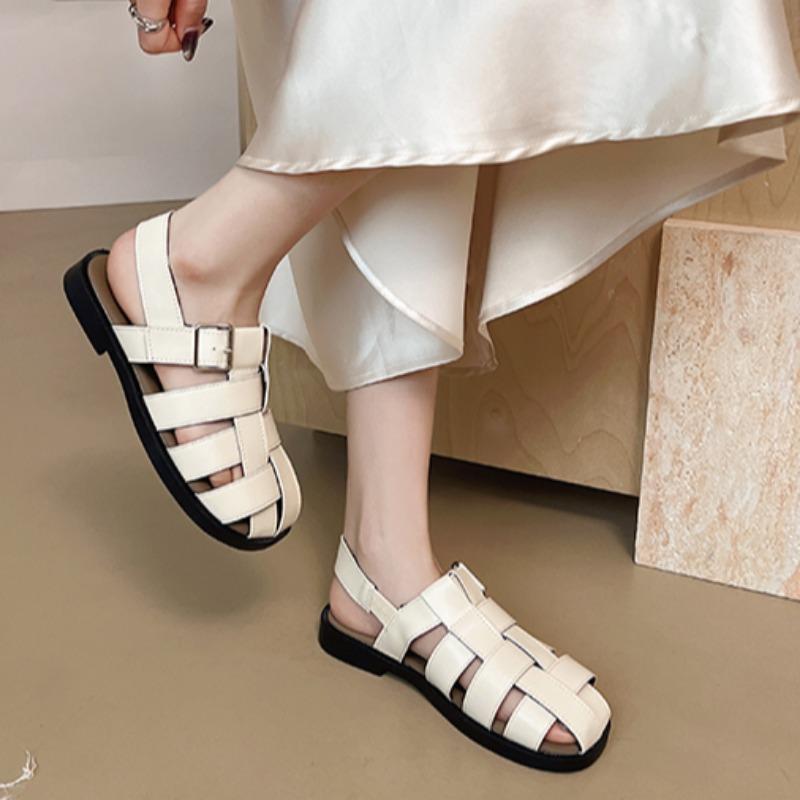 Fashion Baotou Flat Sandals Summer New Round Head Braided with Metal Buckle Soft Sole Anti-slip Wear-resistant Roman Shoes