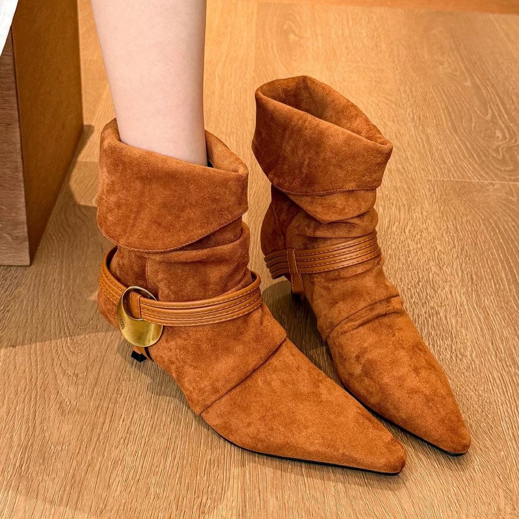 2025 autumn and winter new pointed thin heel high heel temperament thin French fashion sexy beauty female Internet celebrity short boots