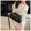 Niche design bag women's new high-end sense single shoulder crossbody fashion simple portable pillow bag
