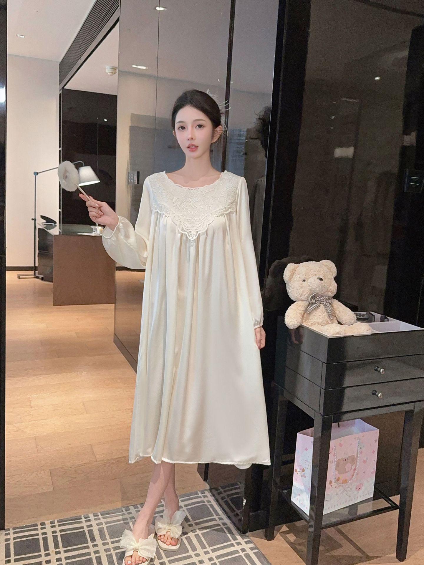 

2026 French High-End Lace Cutout Long Sleeve Ice Silk Sleep Dress for Women One Size