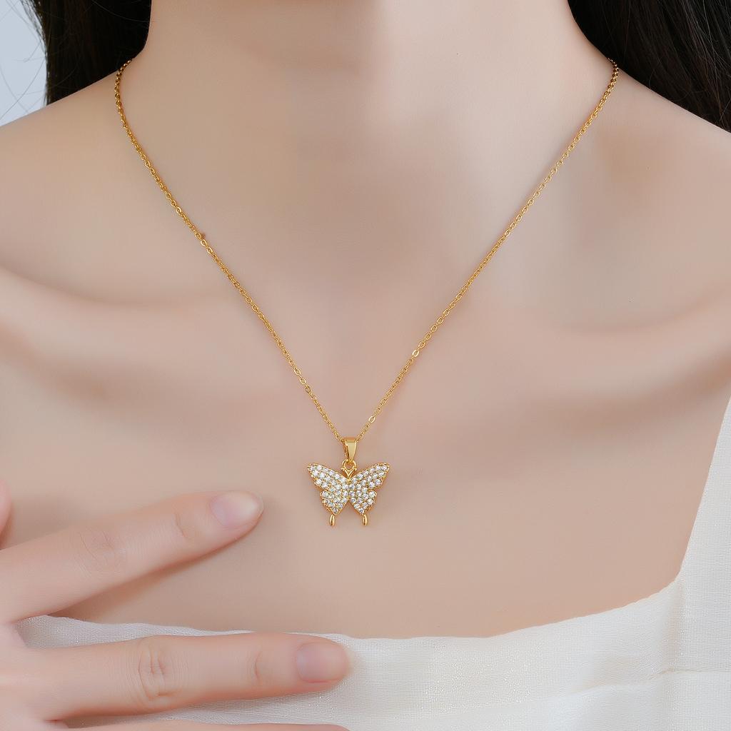 Four Leaf Clover Pendant Necklace For Women Fashionable Zircon Crystal Adjustable Chain Delicate And Versatile Jewelry