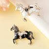1Pc Horse Brooch Simple Alloy Exquisite Diamond Gift Metal Brooch Clothing Decoration