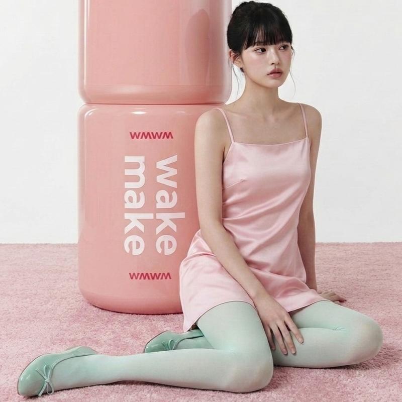 WAKEMAKE Shaking Blur Cheek 4g