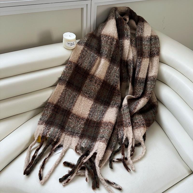 

Autumn and winter new Maillard retro plaid scarf pulled Babag scarf keeps warm and thickens the atmosphere for men and women хакі
