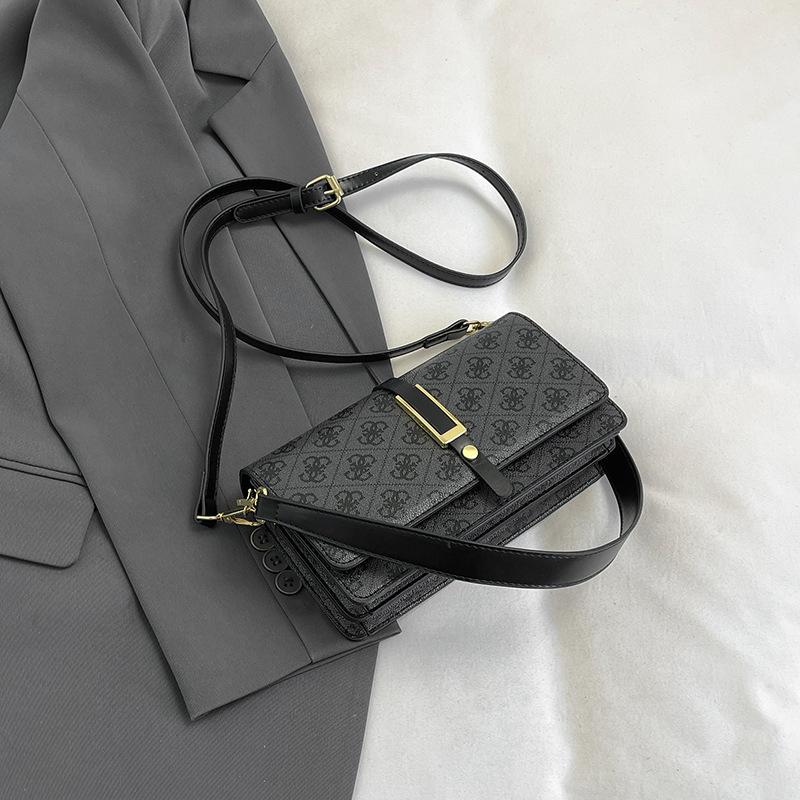 New Women's Bag Fashion Handbag Small Square Bag Popular Foreign Style Niche Women's Shoulder Bag Messenger Bag Underarm Bag