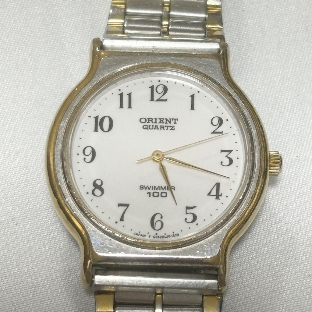 Used [Free Shipping] ORIENT/SWIMMER100/C252L1-00/White X Silver/Quartz watch/Battery dead/Operation Not confirmed/Used item/Junk Item