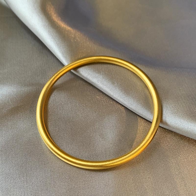 

Traditional Silk-Weave Bracelet for Women, Light Luxury Niche Exquisite Bracelet, Stackable Friendship Bracelet, Non-Fading Fortune Bead Golden ring(Please note t