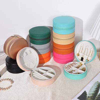 1 יחידה בטנה רכה לשרשראות עגילים מונעי שריטות קופסת תכשיטים לארגון טבעות קופסה רב-תכליתית מעור PU נייד