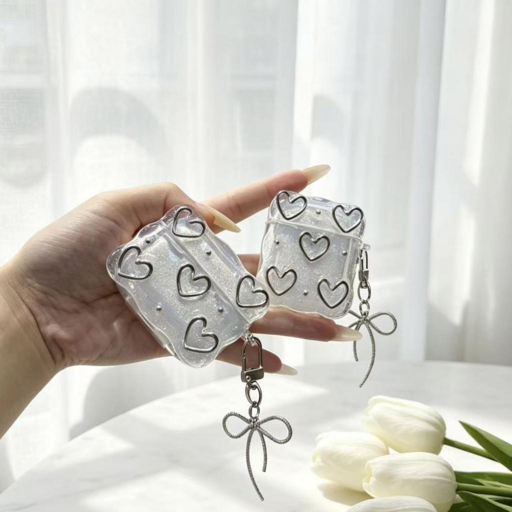 Compatible with Apple Bluetooth earphone covers, hollow heart adhesive spray AirPods 1 protective case, wave earphone case, Pro 1