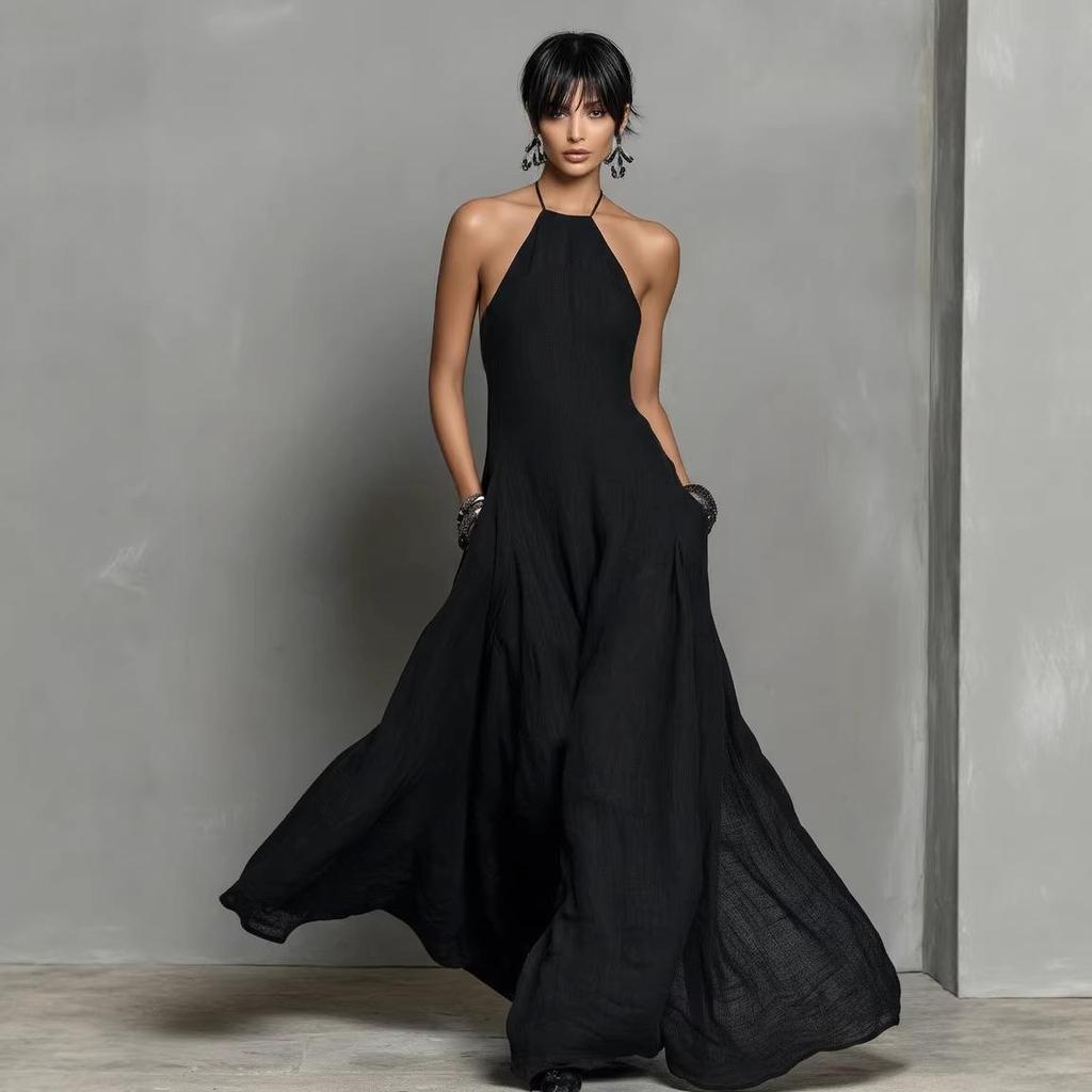 Minimalistisches rückenfreies ärmelloses langes Strandkleid für Damen