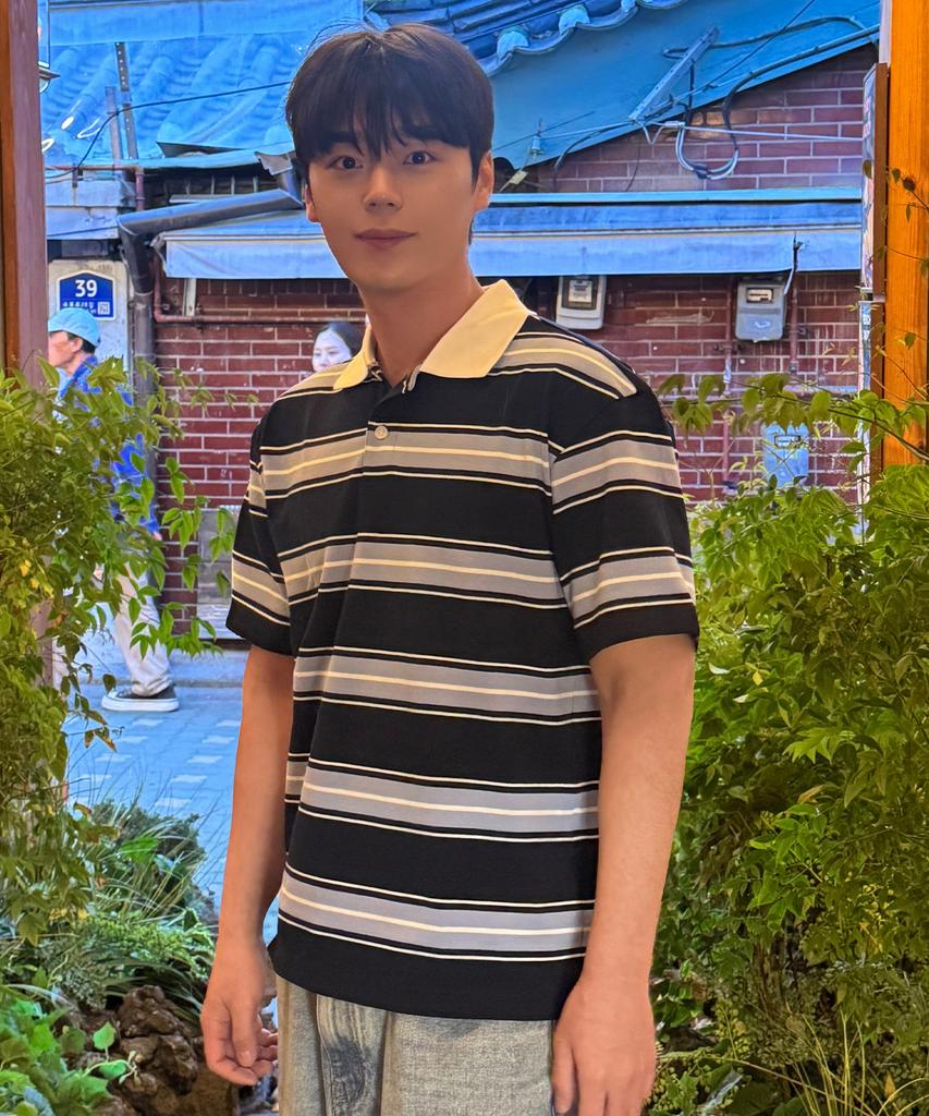 MINDBRIDGE Multi-Stripe Semi-Overfit Collared T-Shirt