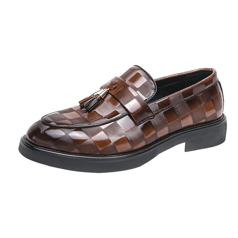 Fashion British Style Thick Soled Loafers for Men's Luxurious Dress Shoes Versatile for Banquets Weddings Offices Men's Business Shoes