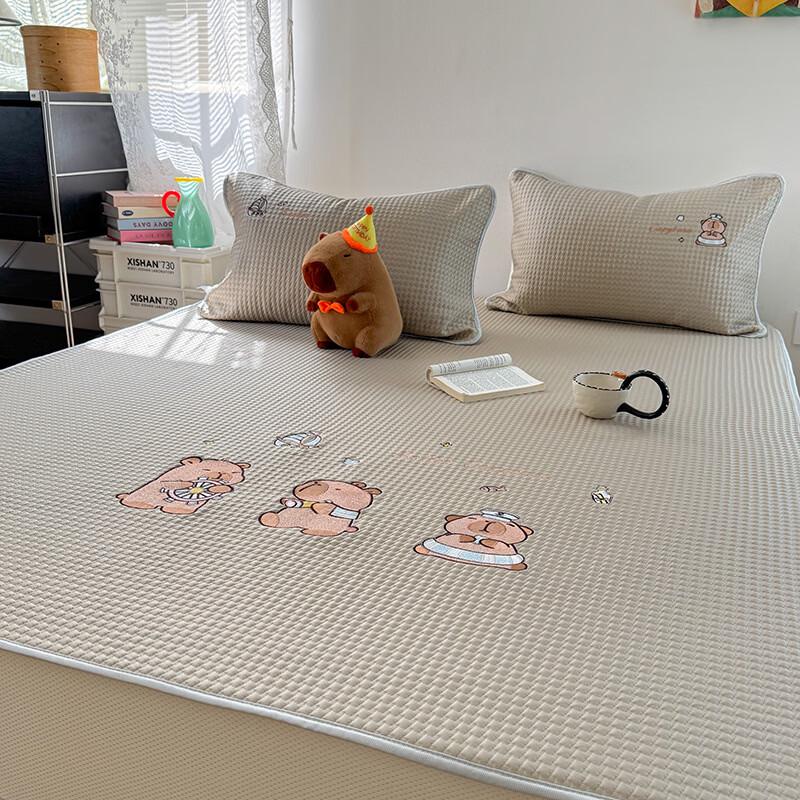 

Набор охлаждающих ковриков с вышивкой Капитан Кэппи от Hàndùn