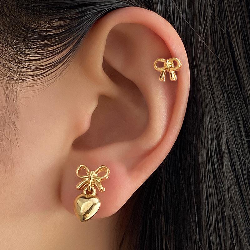 2025 New Arrival White Imitation Pearl Asymmetric Stud Earrings for Women Simple Metal Bow Heart-Shaped Earrings Date Jewelry