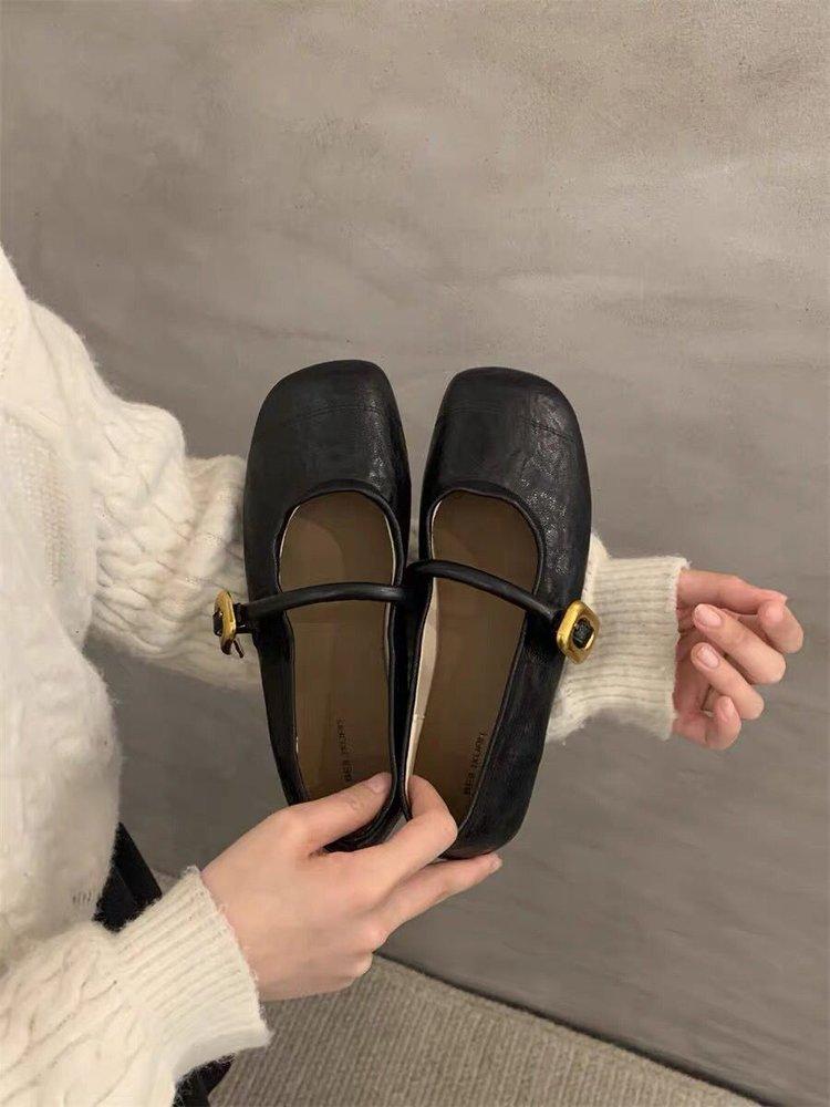 Black French Square Head Light Mouth Flat Sole Shoes Women's 2025 New Summer Small Fragrant Mary Jane Shoes Breathable Apricot