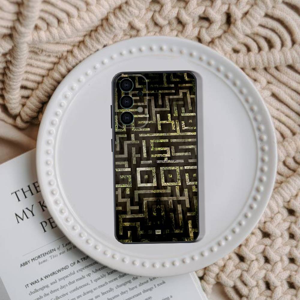 The M-Maze R-Runner Phone Case For Samsung Galaxy A73,30,32,72,51,53,52,71,22,5G,Note,J7,8,9 Soft Black Cover