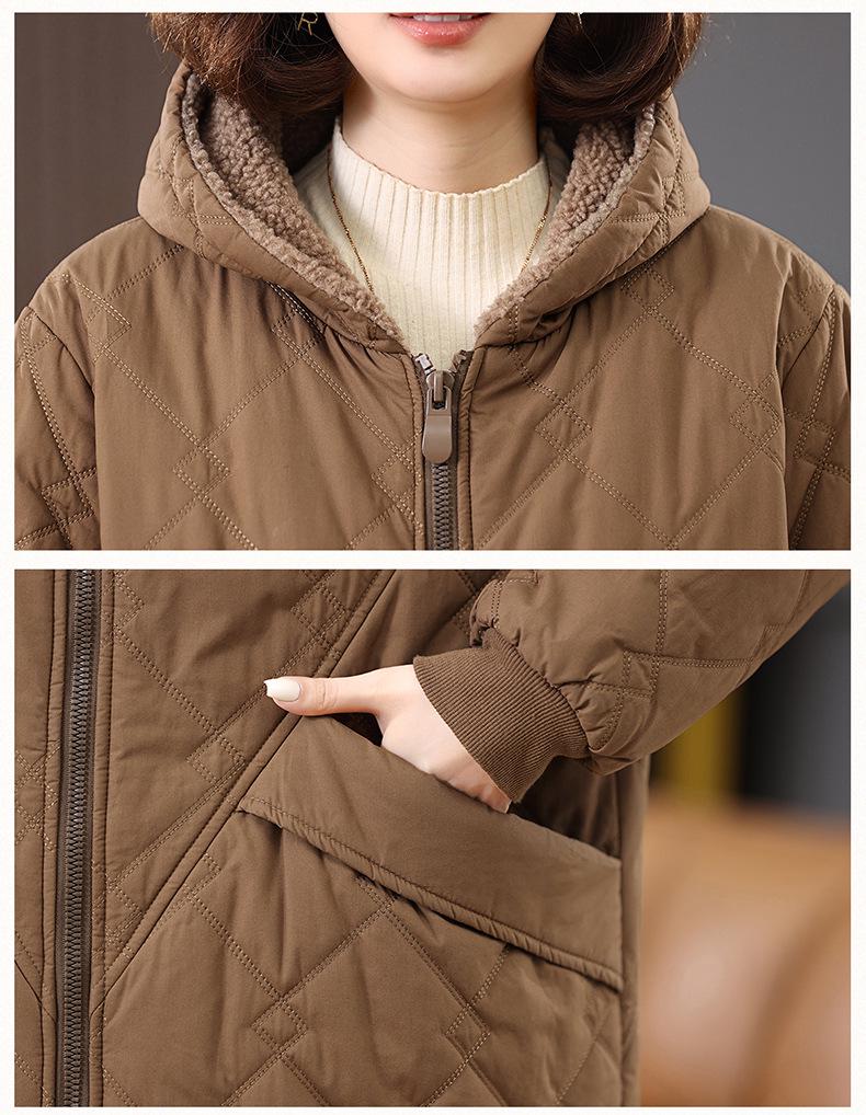 Mid-Length Women's Fleece-Lined Cotton Jacket: 2024 Retro Casual, Loose, Warm, and Thickened Winter Coat.