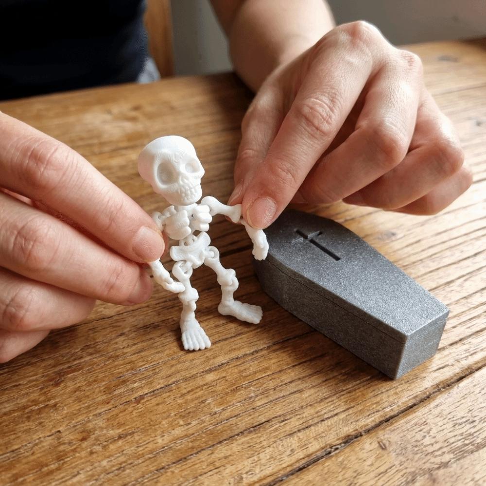 Removable Articulated Skeleton 3D-Printed Halloween Mini Coffin Box Office