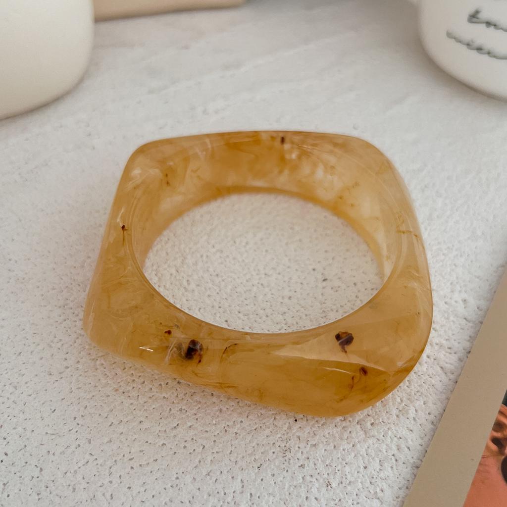 Ingemark Exaggerated Resin Geometric Chunky Bangles for Women On Hand Punk Hip Hop Wide Arm Bracelets Aesthetic Y2K Jewelry Gift