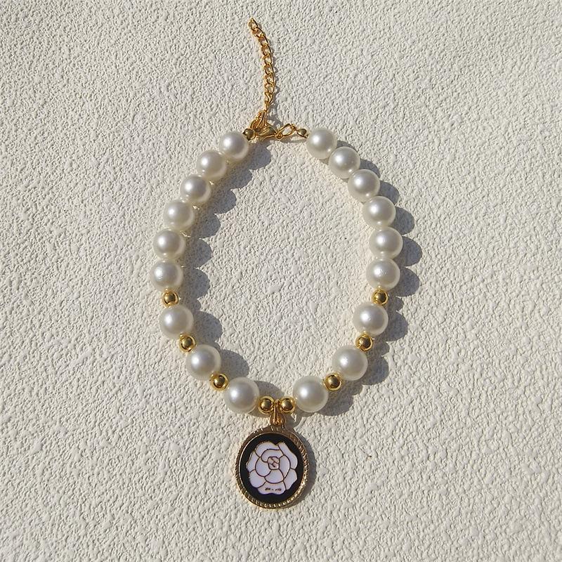 New Love Pendant Pearl Beaded Pet Necklace Versatile Accessories Handmade Cat and Dog Collar