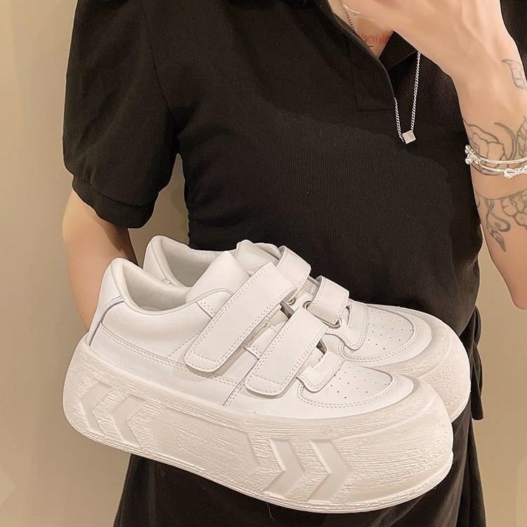 Zhao Ruth Ins Wind Campus Wind Thick Sole Light Soft Velcro Muffin Baseplate Shoes Tide