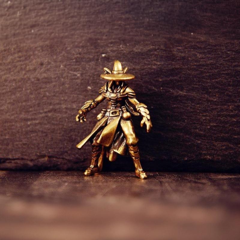 Small Brass Cowboy Mini Figurine Retro Western Hunter Gunslinger Ornament Rustic Desktop Decor for Man Cave Office Home