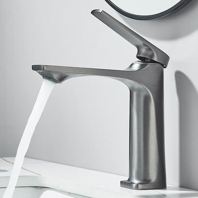 Brass Core Modern Bathroom Sink Faucet Single Handle Deck Mounted Wash Basin Water Tap Hot And Cold Water Mixer