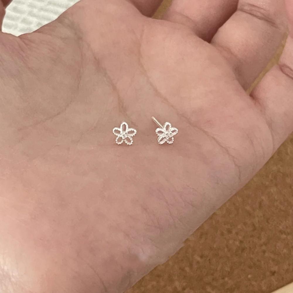 925 Silver Plated Hypoallergenic Mini Hollow CZ Flower Earrings for Women Girls Simple Sweet Ear Pierced Earrings Jewelry Gift