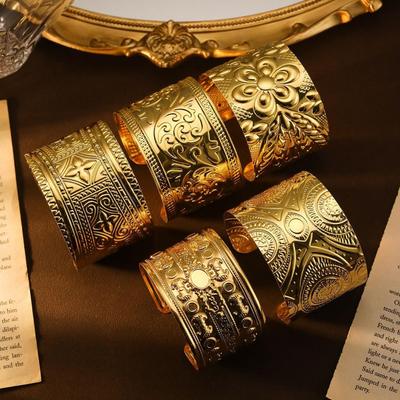 Bohemska Etniczna Tybetańska Złota Otwarta Bransoletka - Modna, Stylowa, Fajna Biżuteria