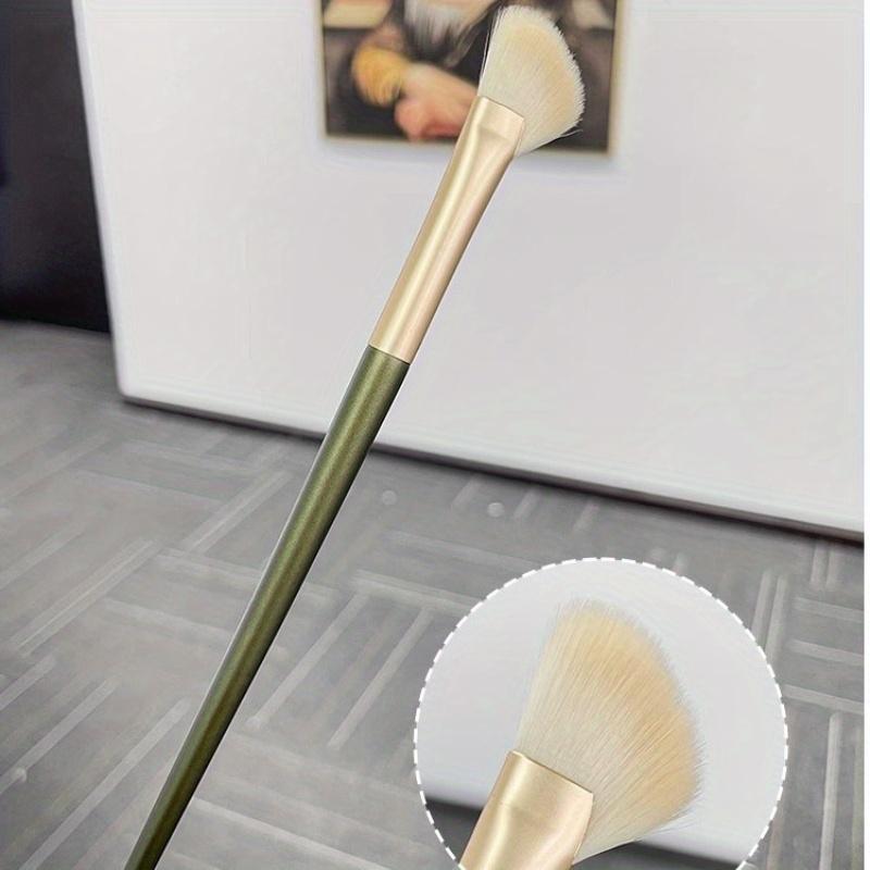 1pc Professional Angled Contour Brush - Precise Nose Sculpting, Highlighting & Blending Brush for Makeup, Powder, Concealer