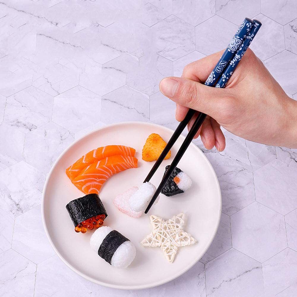 1Set Japanese Chopsticks Travel Camping Wooden Chopsticks Set With Case Reusable Sushi Sticks for Food Kitchen Tableware