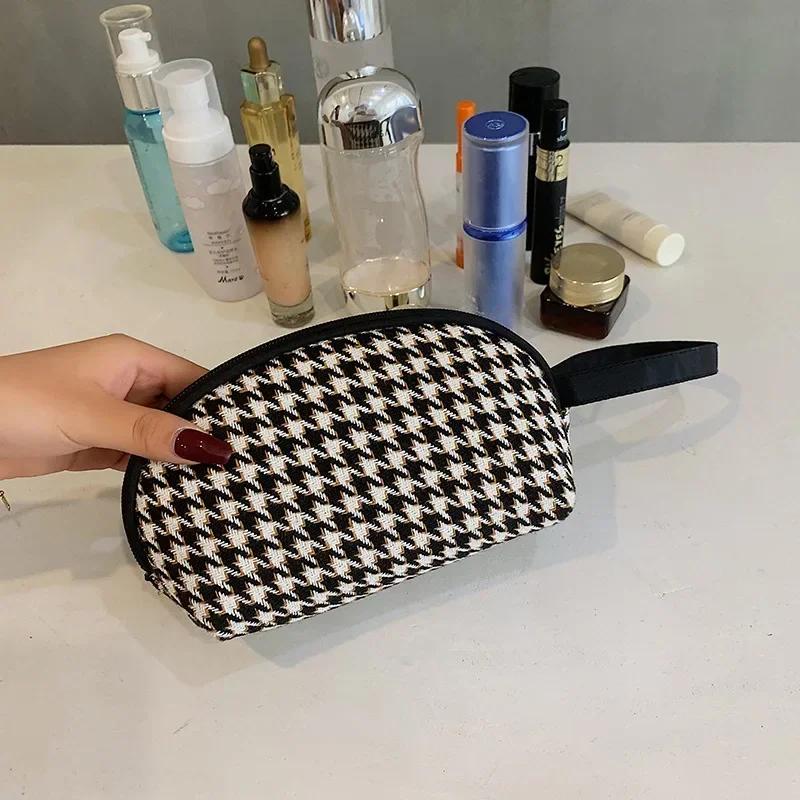 New Plaid Lipstick Money Mobile Phone Storage Bags Gird Makeup Bag Carry-on Fashion Bag Travel Washing Bag Cosmetic Bags