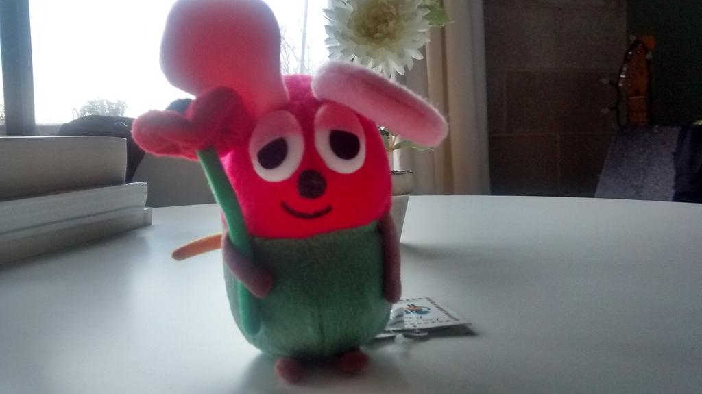 Frederick (Various Frederick Colors) S Plush Toy, 15cm Tall, Red