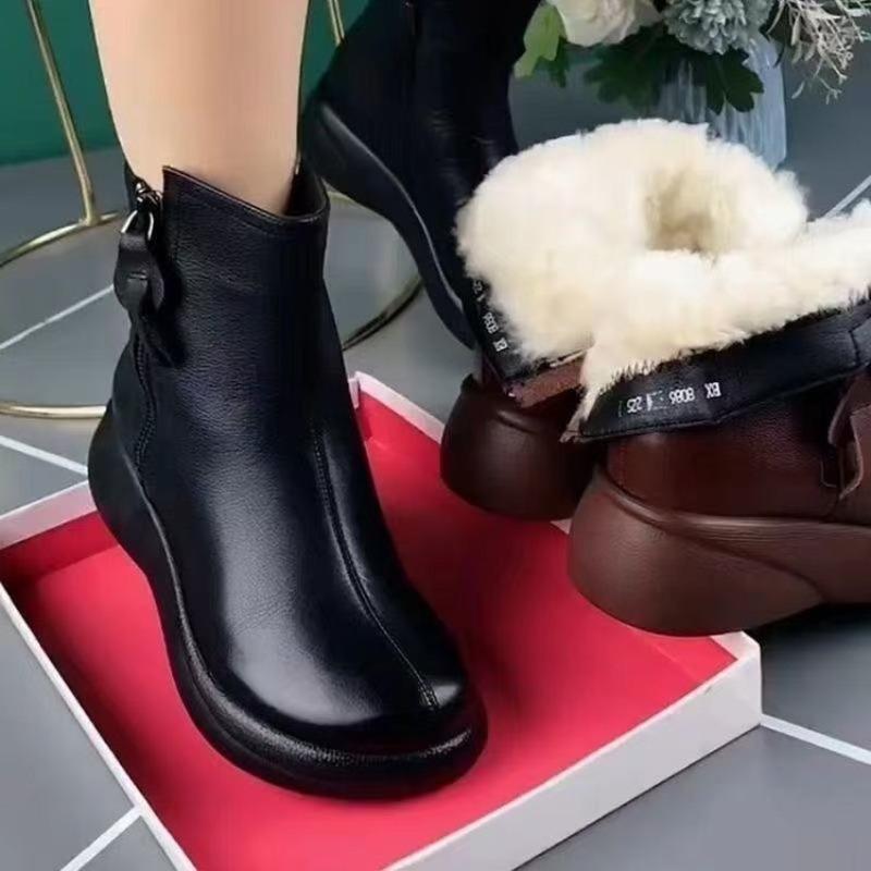 Thick-soled muffin short boots women's autumn and winter new soft leather round head flat bottom velvet warm casual temperament Martin boots