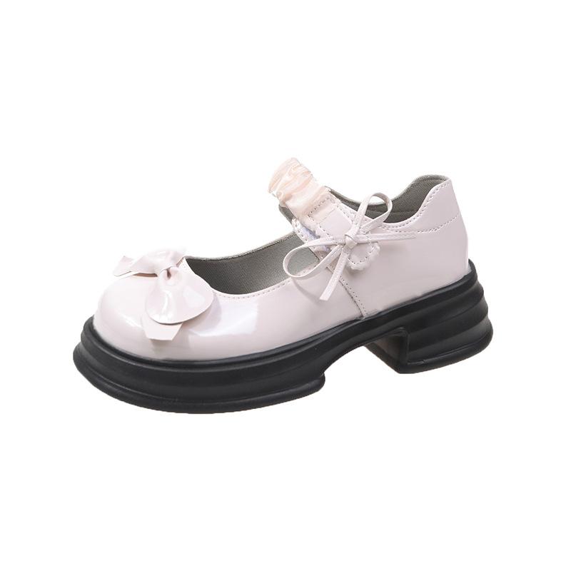 

Coarse heel black small leather shoes women s 2025 new spring and autumn Japanese jk college style thick sole shallow mouth Mary Jane single shoes 35