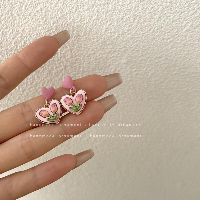 IF ME Retro Vintage Pink Heart Flower Earring for Women Korean Stud Earrings Accessories Jewelry Gifts