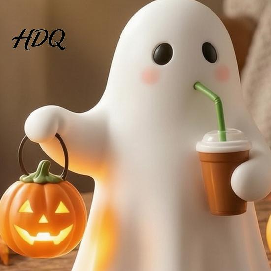 Dekorationsobjekt für den Innenbereich Niedliche Geister-Halloween-Figur mit leuchtendem Kürbis Harz Nacht-Schreibtischdekoration Tischdekoration Lustige Dekoration für