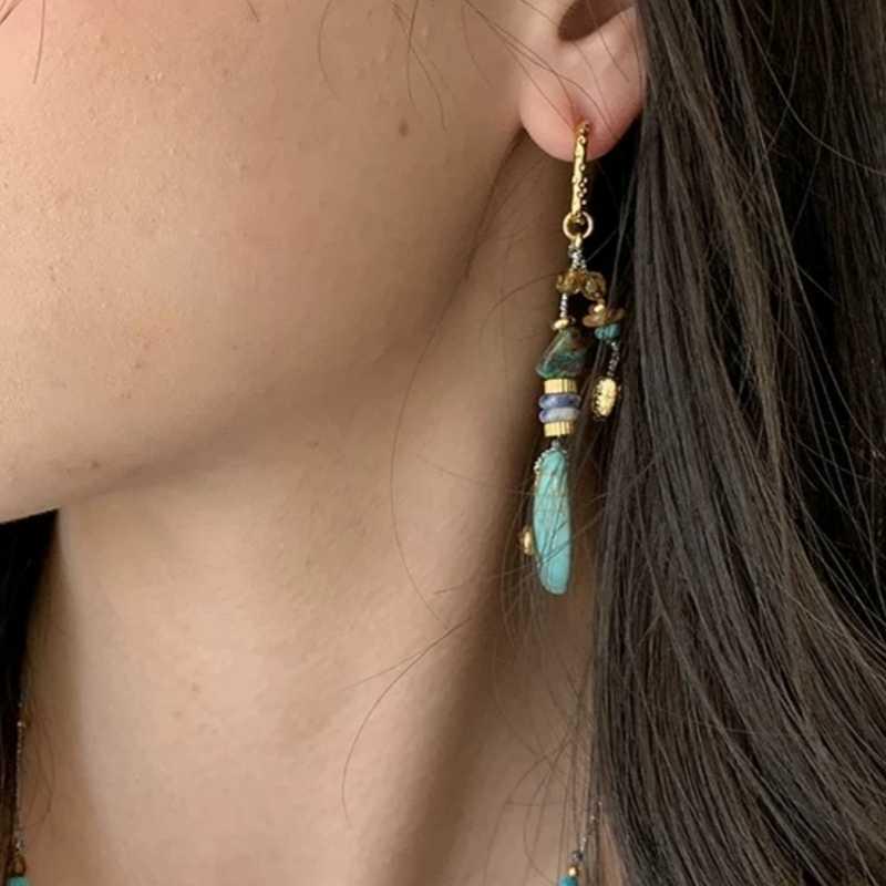 Turquoise Oval Beaded Necklace – Ethnic, Colorful, Retro Clavicle Chain for Women.
