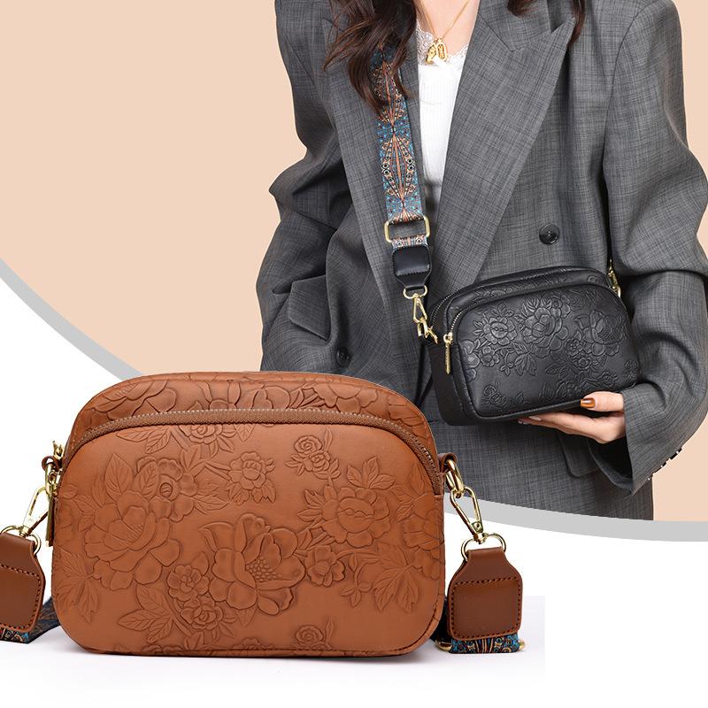 Retro Wide Shoulder Strap Small Square Bag for Autumn New Style Bag for Women with High-end Fashion Simple Single-shoulder Crossbody Bag