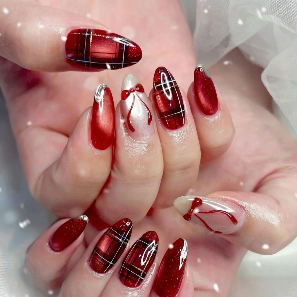 24 Stück Süßes Rosa Katzenauge Mandel Aufkleber Falsche Nägel 3D Niedliche Schleife Blume Hochwertige Falsche Nägel Einfache Kirsch Herz Nagelspitzen